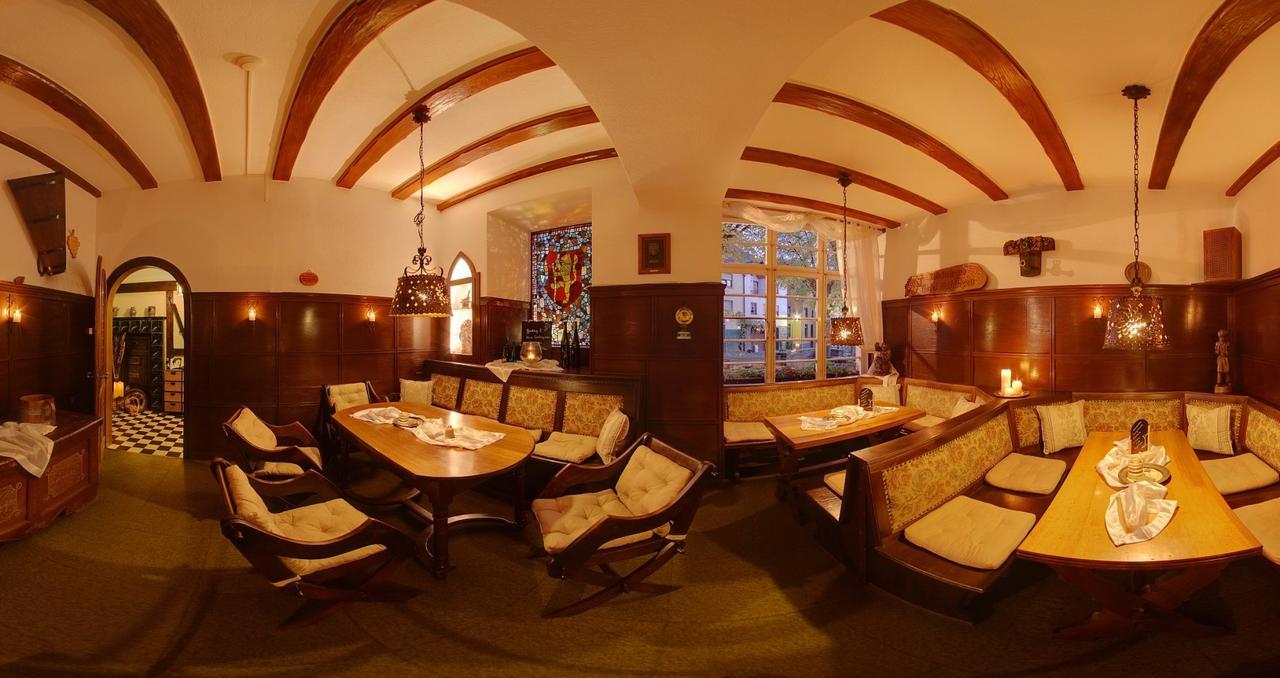 Hotel Weingut Schuetzen Senheim Exterior foto